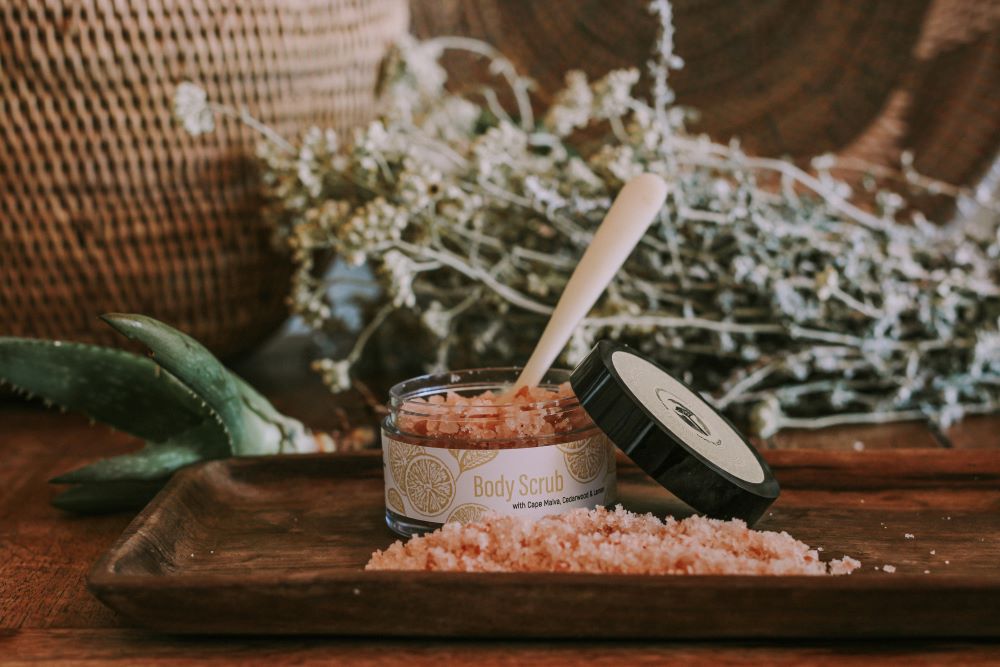 Body Scrub with Lemon, Cedar and Cape Malva